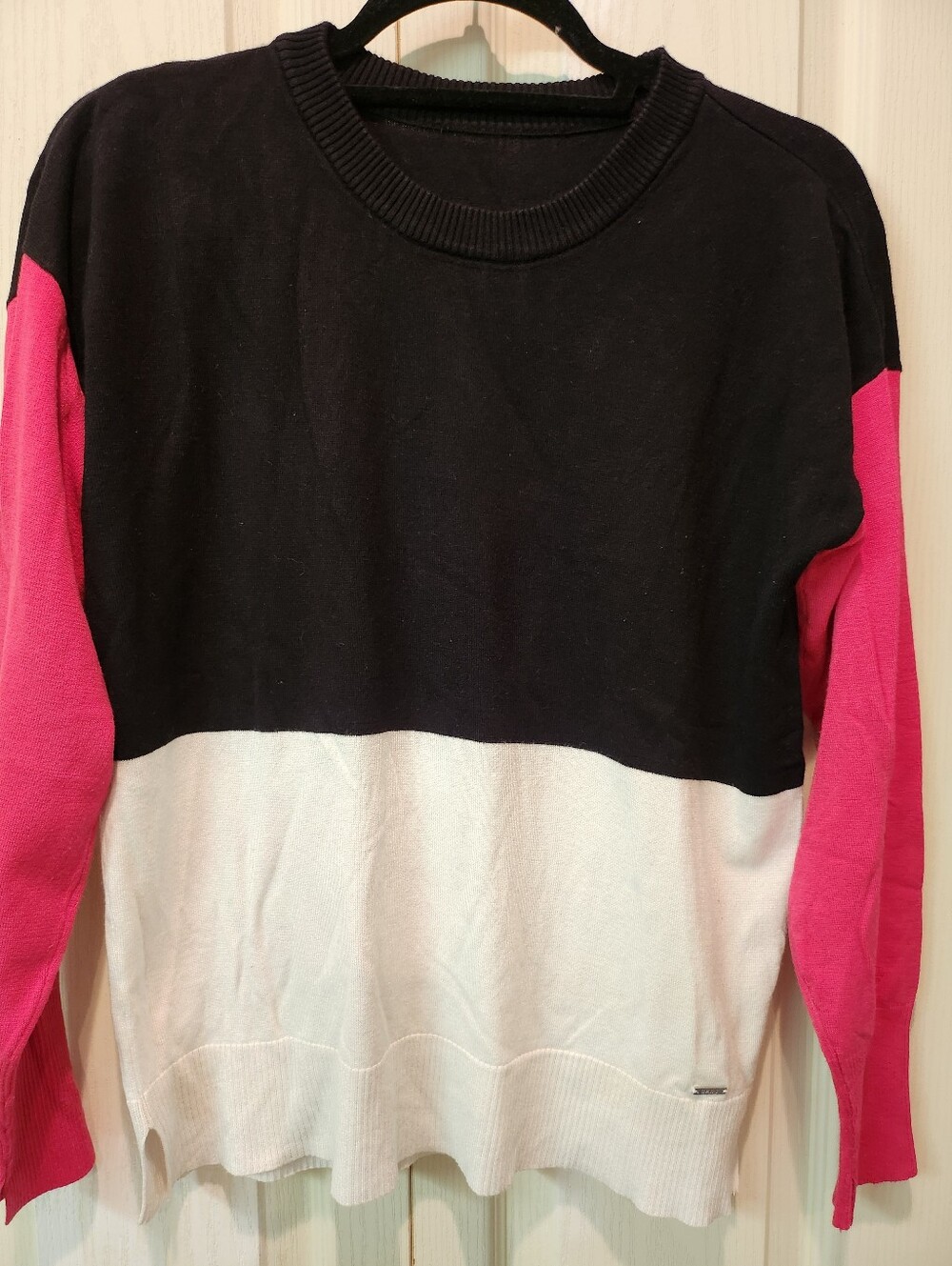1997. Fire SALE get closet clearout apparel lot Womens EUC Shirts🎁